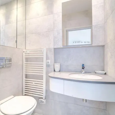 Apartament Ref 774 - Old Port - Sea View Partment For Rent