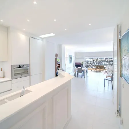 Ref 774 - Old Port - Sea View Partment For Rent