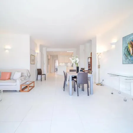 Appartement Ref 774 - Old Port - Sea View Partment For Rent