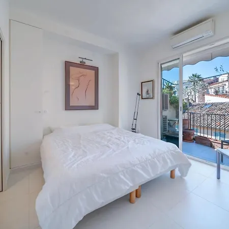 Appartement Ref 774 - Old Port - Sea View Partment For Rent *